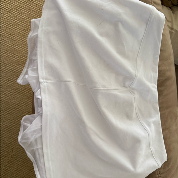 ALO Yoga White Alosoft Serve-It-Up Tennis Skort - Picture 6 of 8